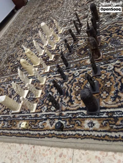 احجار شطرنج عظم كامله بدون طاوله السعر 15 دينار نهائي الموقع عمان المناره 2