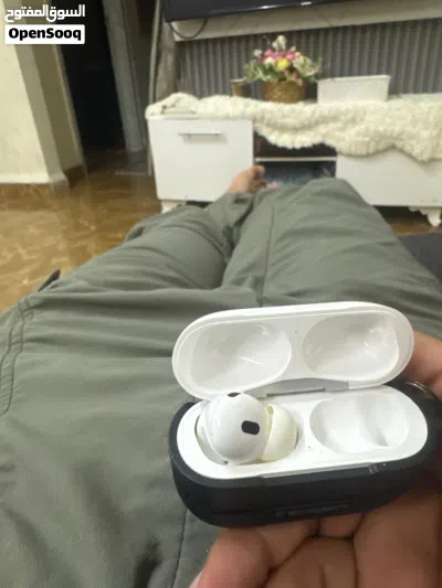 AirPod air2 4