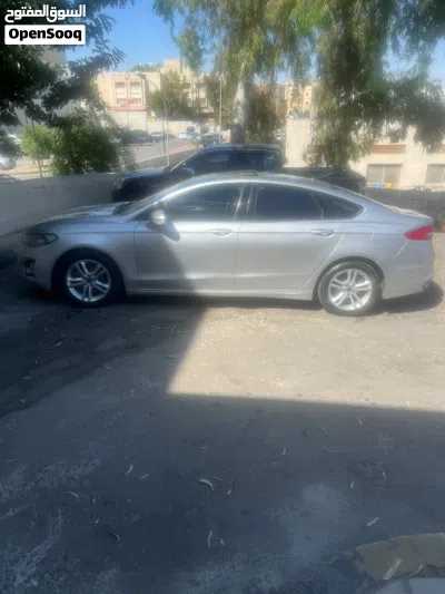 Ford Fusion SE 4