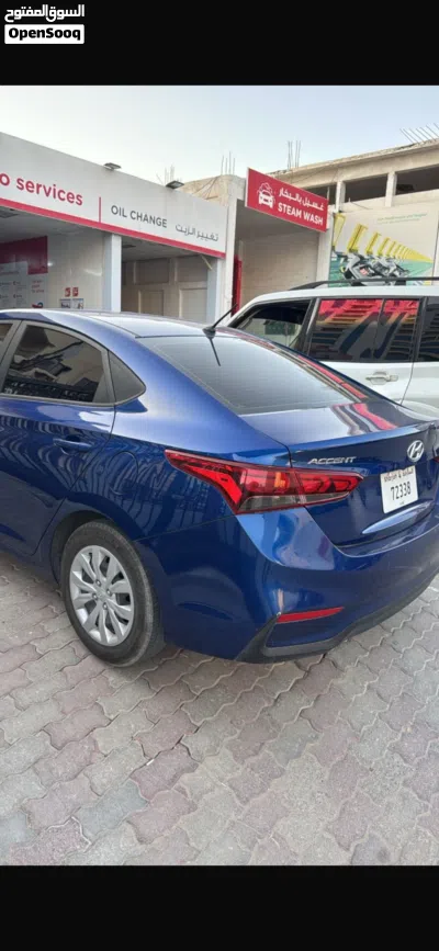 Hyundai Accent Standard 2