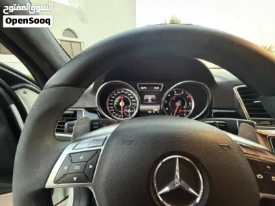 Mercedes Benz GL-Class GL 63 AMG 3