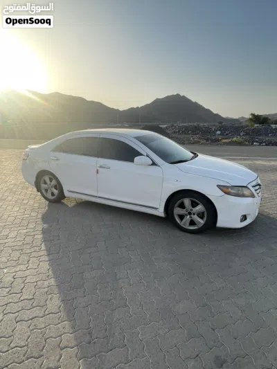Toyota Camry XLE 4