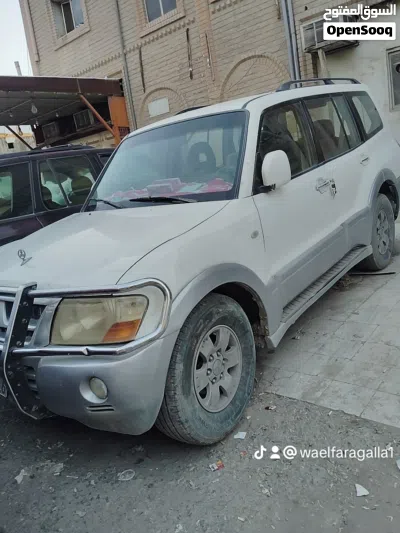 Mitsubishi Pajero GLS 3