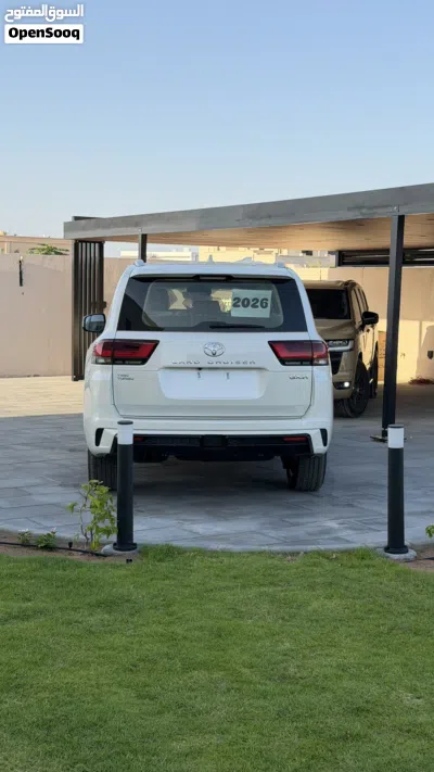 تويوتا لاند كروزر GXR 4
