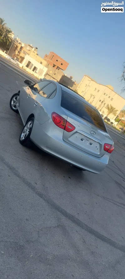 Hyundai Avante SE 3