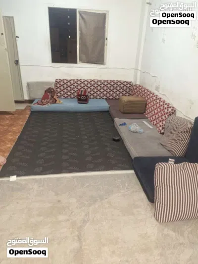مطلوب شخص لسكن بغرفه داخل شقه سرير بدورين 2