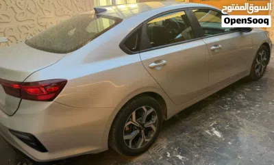 كيا سيراتو GT 4