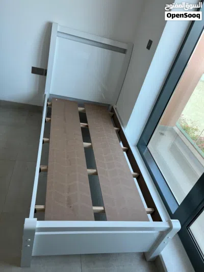 2 single beds + mattresses 3