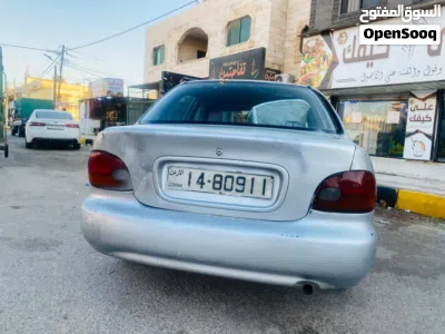 Hyundai Accent Standard 4