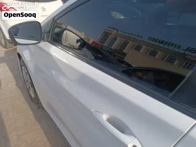 Hyundai Elantra GL 3