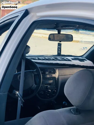 Chevrolet Optra LS 2