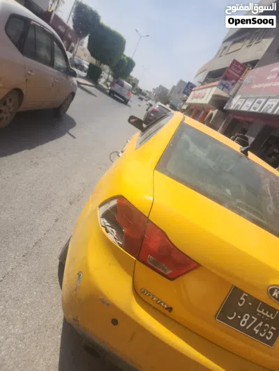 Kia Lotze 4