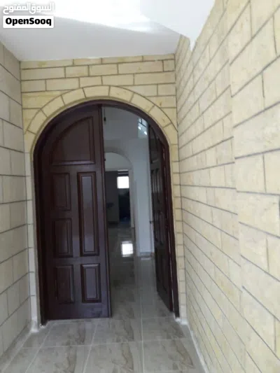 فيلا طابقين للايجار 2