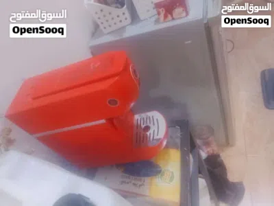 مكينه قهوه شبه جديد نظيف جدا جدا استخدام اسبوعين فقط سعرها الاصلي 100 سعر البيع 20 دينار 2