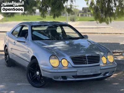 Mercedes Benz CLK-Class CLK 200 3