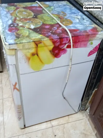 موجود فريزر 4 رفوف موفر للطاقة A++ للبيع بسعر طري جدا سبب البيع:اشتريت أكبر منه 3