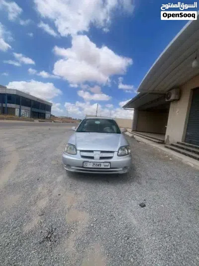Hyundai Verna EX 2