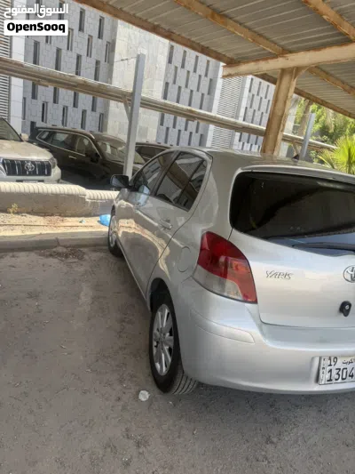 Toyota Yaris E 3