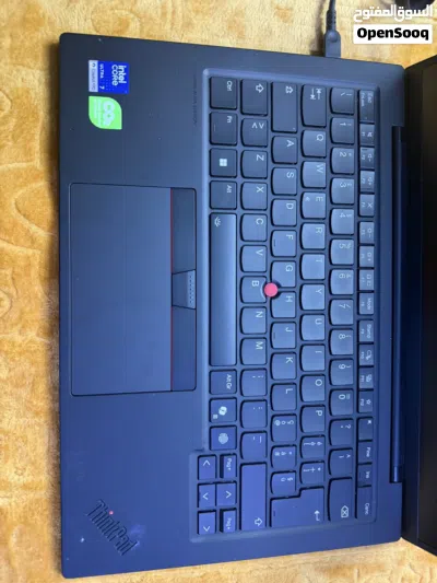 Lenovo ThinkPad X1 Carbon Gen 13 (Aura Edition) 2