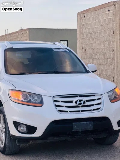 Hyundai Santa Fe GL 3