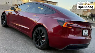Tesla Model 3 Long Range 4