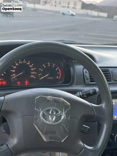 Toyota Camry LE 4