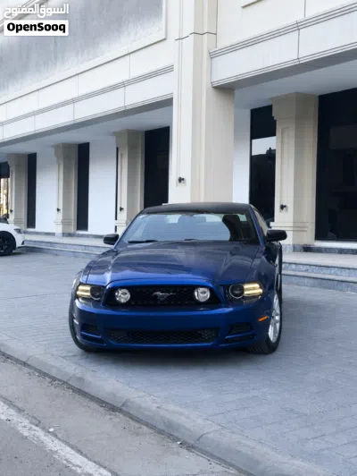 Ford Mustang V6 2