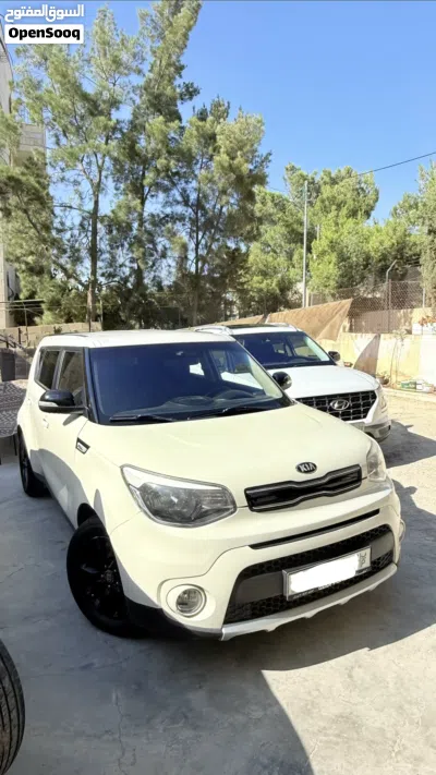 كيا سول GT-Line 4