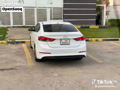 Hyundai Elantra GLS 3