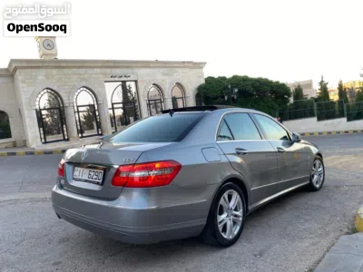 Mercedes Benz E-Class E 200 4
