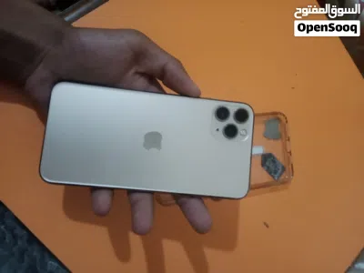 iPhone 11 Pro Max 2