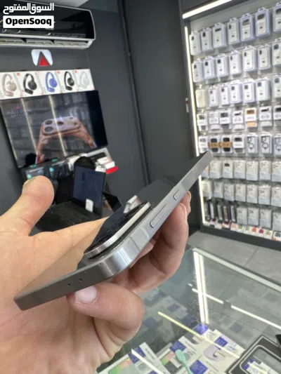 Samsung A56 12/256gb used // مستخدم بحالة الجديد مع كرتونتو 4