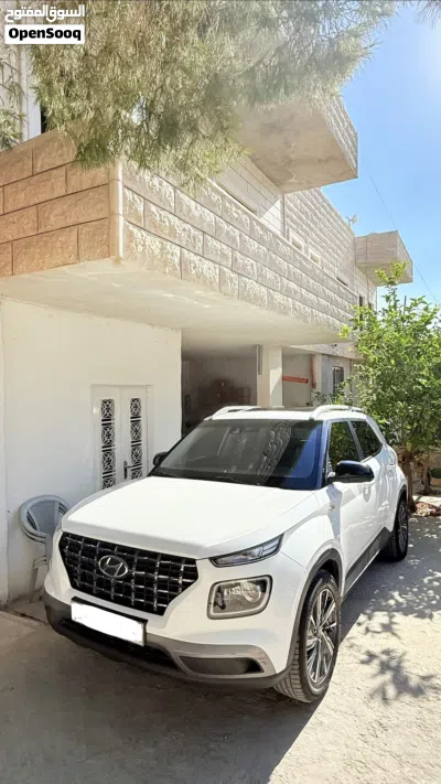 هيونداي فينيو Standard 3