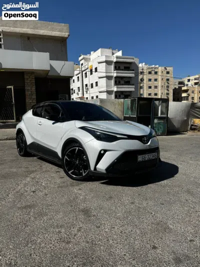 Toyota C-HR GX 3