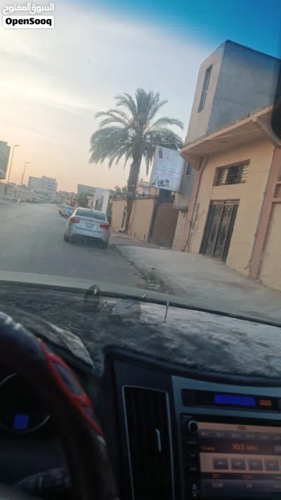 عقار خلف شارع سعدون مقابل كلية الطب البشري 3