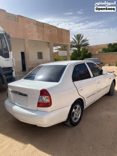 Hyundai Verna SX 3