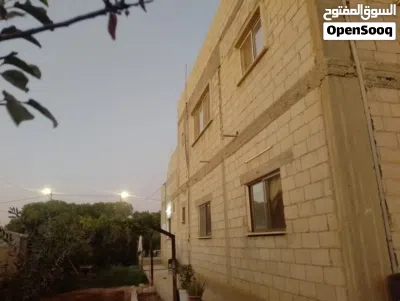 بيت طابقين للبيع 4