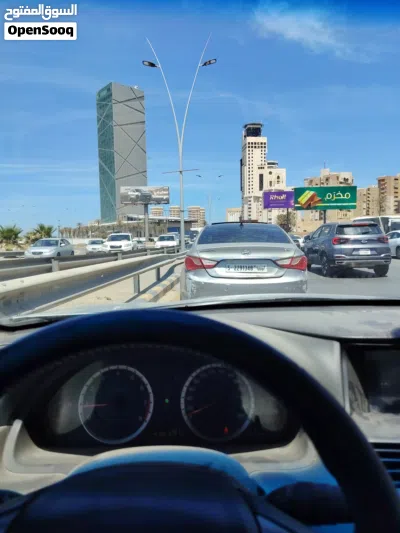 كيا بونقو لنقل جميع انواع البضائع 3