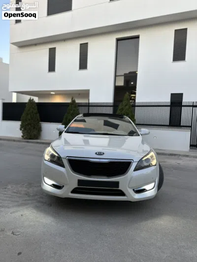 كيا كادينزا Premium 2