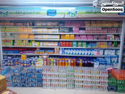 ثلاجة عرض للبيع 370*190 متر ماتور خارجي صناعة دحدل بحالة جيدة 2