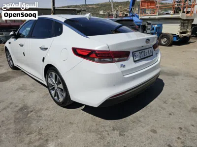 كيا K5 GT 2