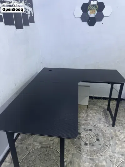 طاولة جيمنج فل كاربون فايبر 2