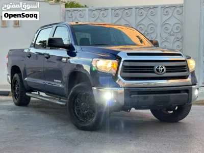 Toyota Tundra SR5 2