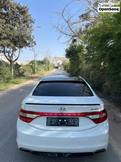 Hyundai Azera GL 3