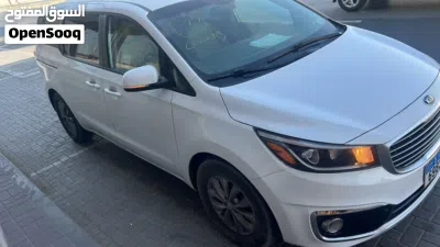 Kia Sedona LX 4