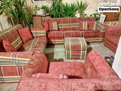 طقم كنب 7 مقاعد وبفه 2