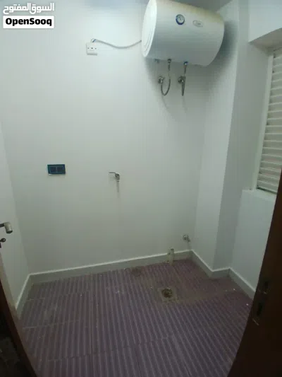 للايجار شقه ف العذيبه بجوار التنين هايبر ماركت موقع متميز و استراتيجي -2BHK For Rent 2