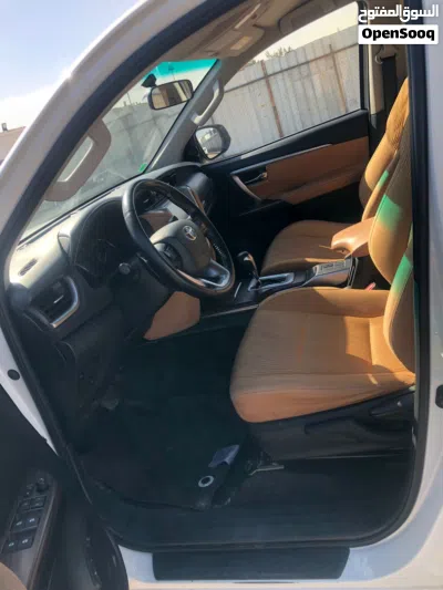 Toyota Fortuner Exclusive 4