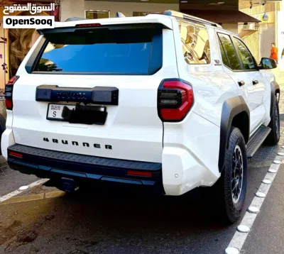Toyota 4 Runner TRD Off-Road 3