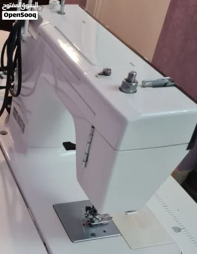Janome Suing Machine & ALVIN Table ( مكينة جانوم للخياطة و طاولة الڤن ) 3